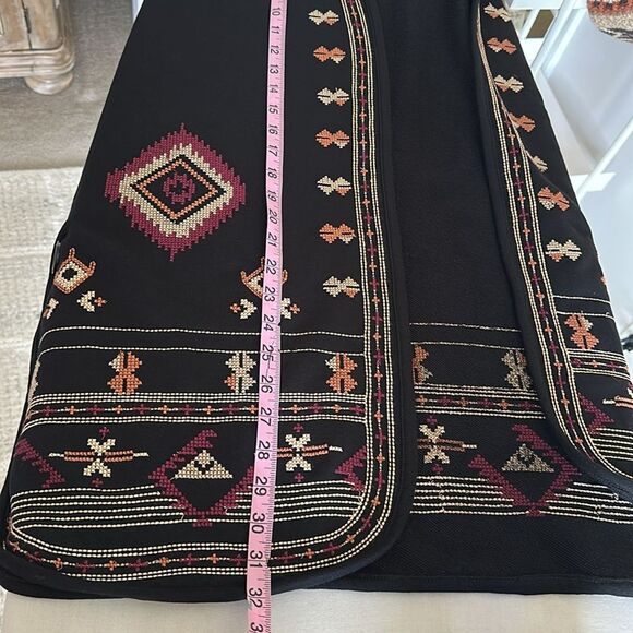 Lucky Brand Women’s One Size Aztec South Western Embroidered Black Poncho Vest - Picture 8 of 8